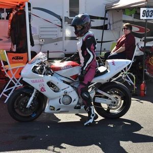 Meet your Posher, Mona